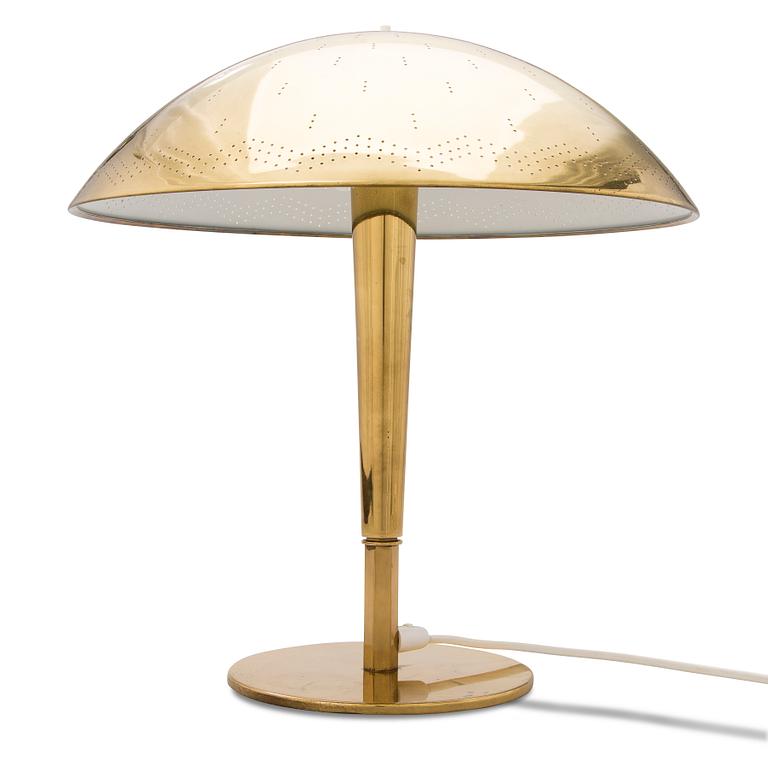 Paavo Tynell, Bordslampa, modell 5061, Idman 1900-talets mitt.