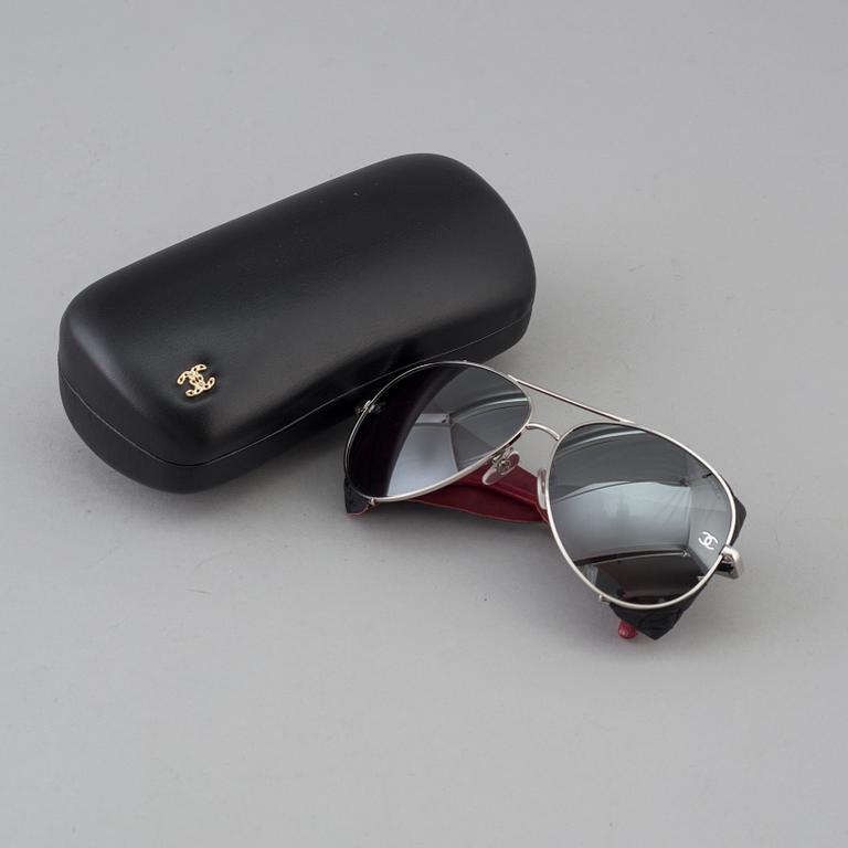 CHANEL, sunglasses.