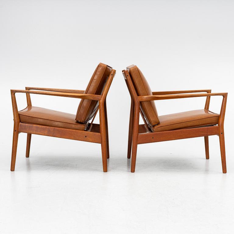 Steffen Syrach-Larsen, a pair of armchairs, Børge Jensen, 1960s.