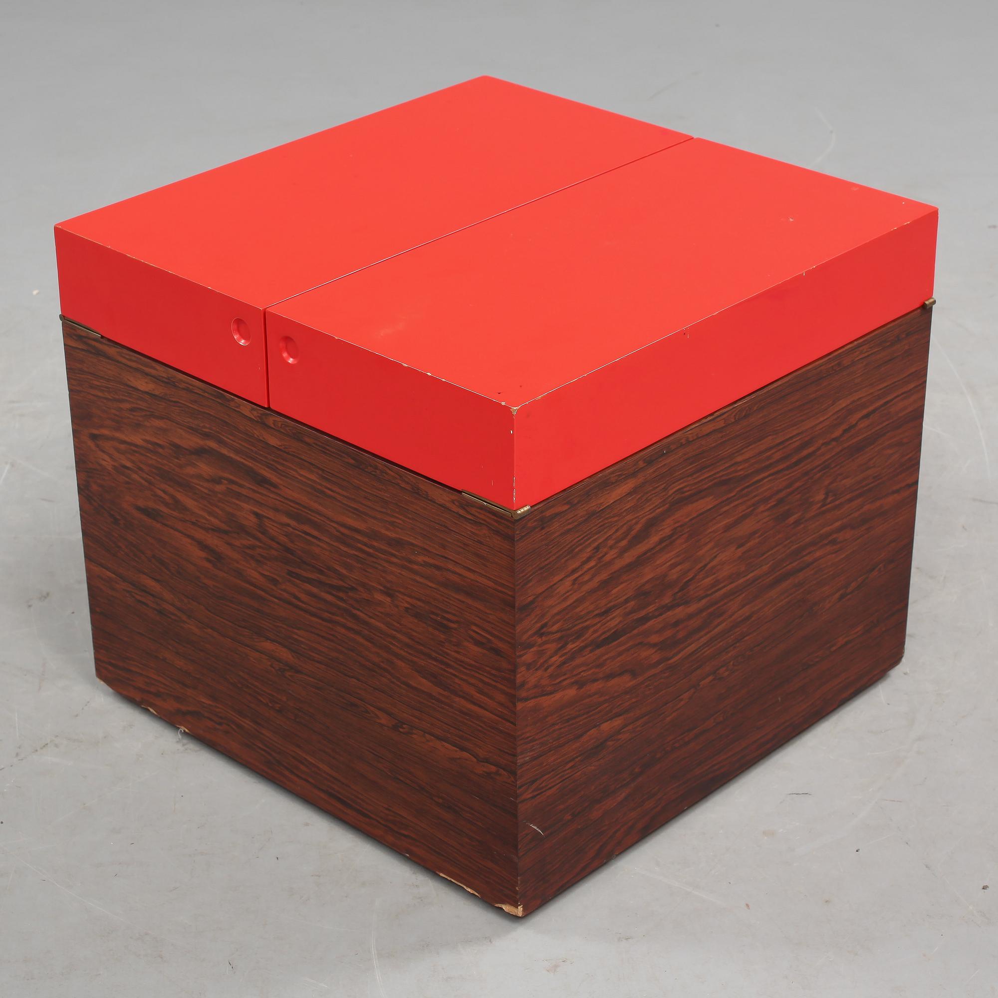 SOFFBORD/FÖRVARINGSBOX, Gunnar Myrstrand, Källemo, 1900-talets andra hälft.
