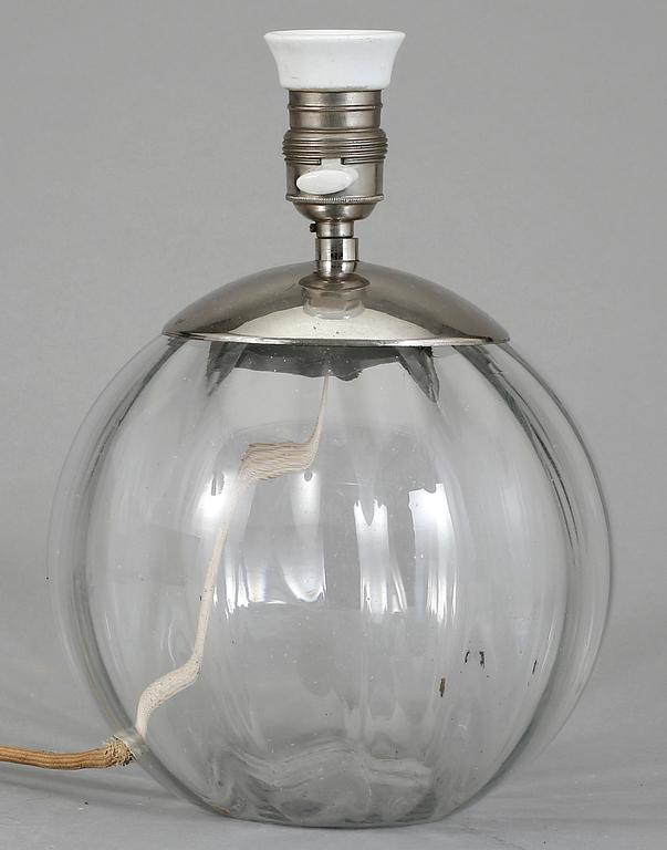 BORDSLAMPA, glas och metall, 1930-tal.