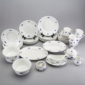 Servis 44 dlr "Blå Blom" Gustavsberg 1900-talets andra hälft porslin.