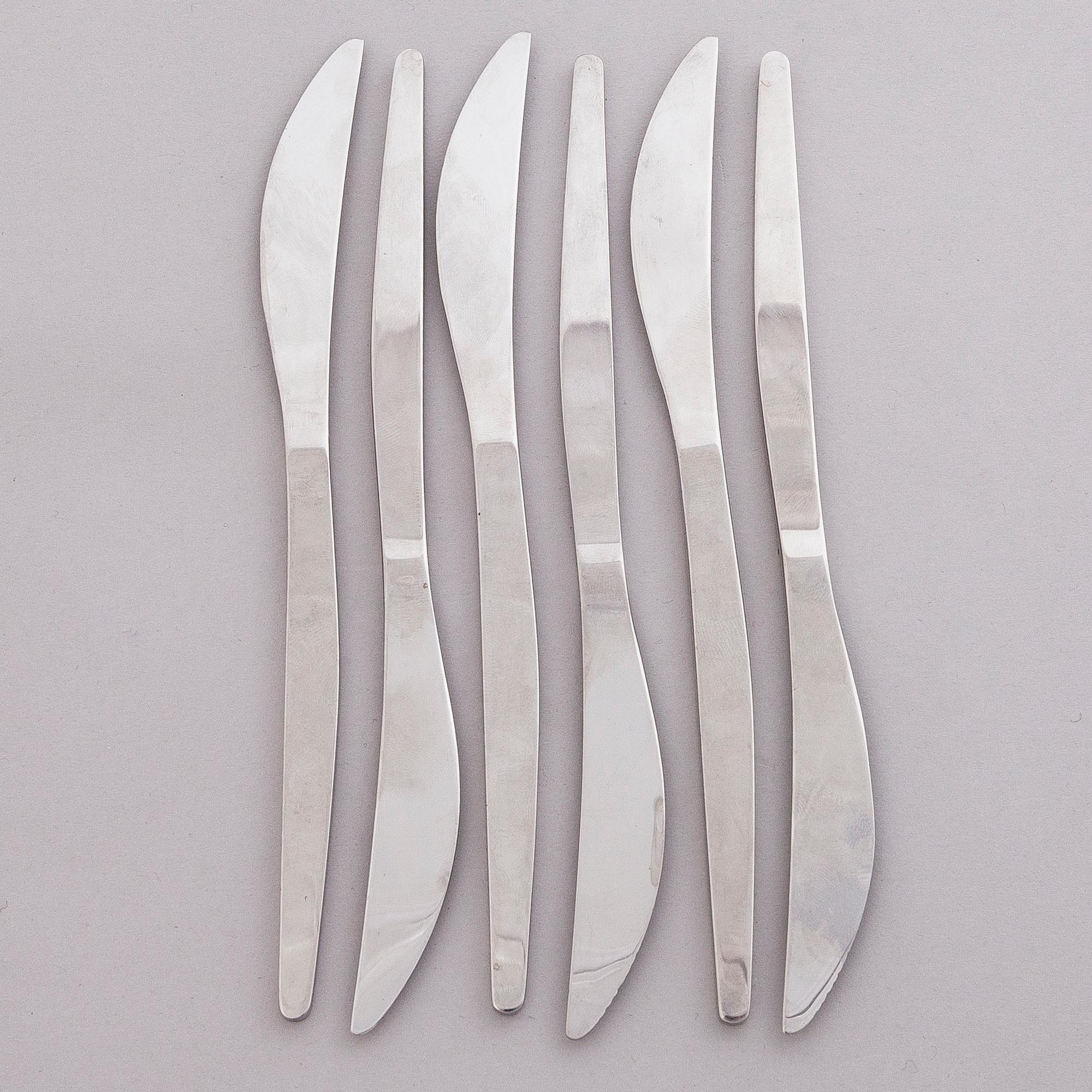 ILMARI TAPIOVAARA 1960s 122-piece Set of Polar Flatware for Hackman, Finland.