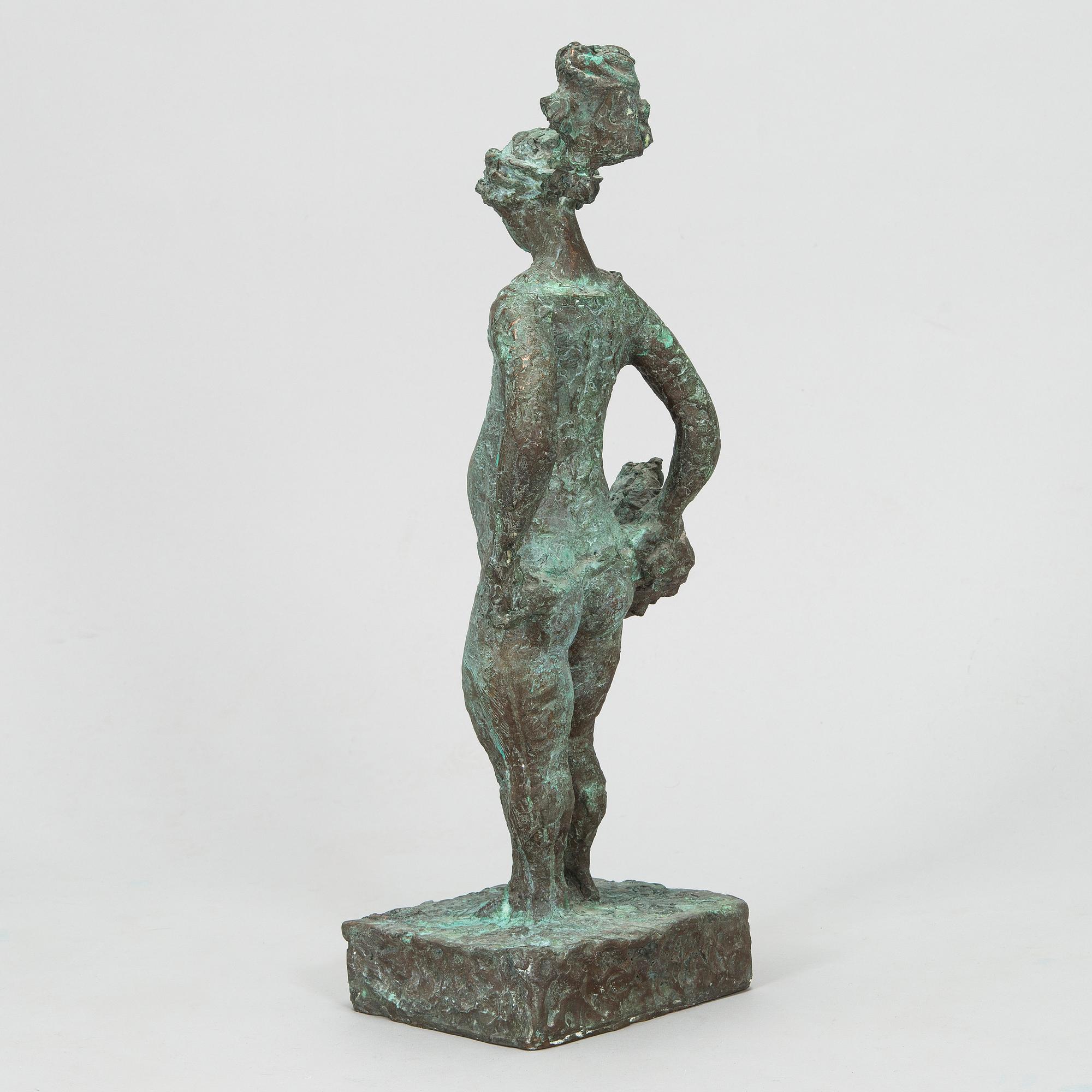 Kari Juva, Pregnant Woman.