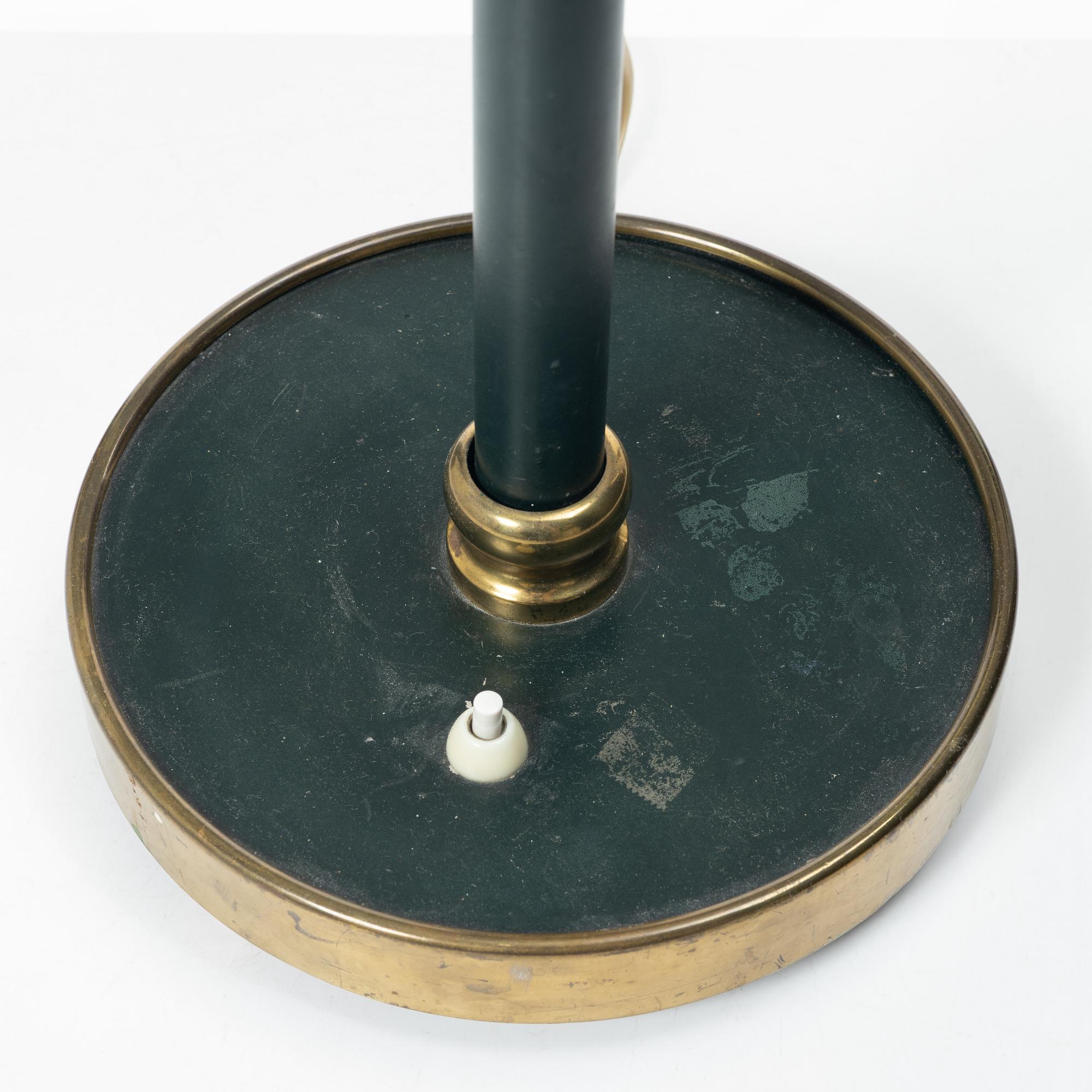 Josef Frank, Table lamp, model G2434, Firma Svenskt Tenn.