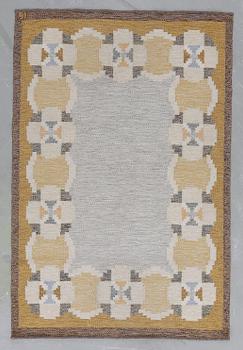 MATTA, rölakan, Ingegerd Silow. Ca 205 x 136 cm.