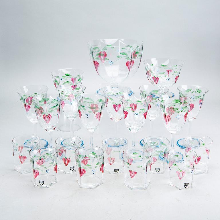 Eva Englund, "Maja", 21 delar, Orrefors.