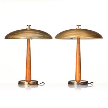 Bertil Brisborg, or Erik Tidstrand, a pair of table lamps, model "30331", Nordiska Kompaniet, 1940s.