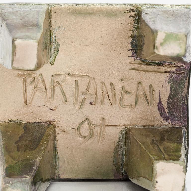 Pauli Partanen, skulpturer, 2 st, keramik. Signerade Partanen 91.