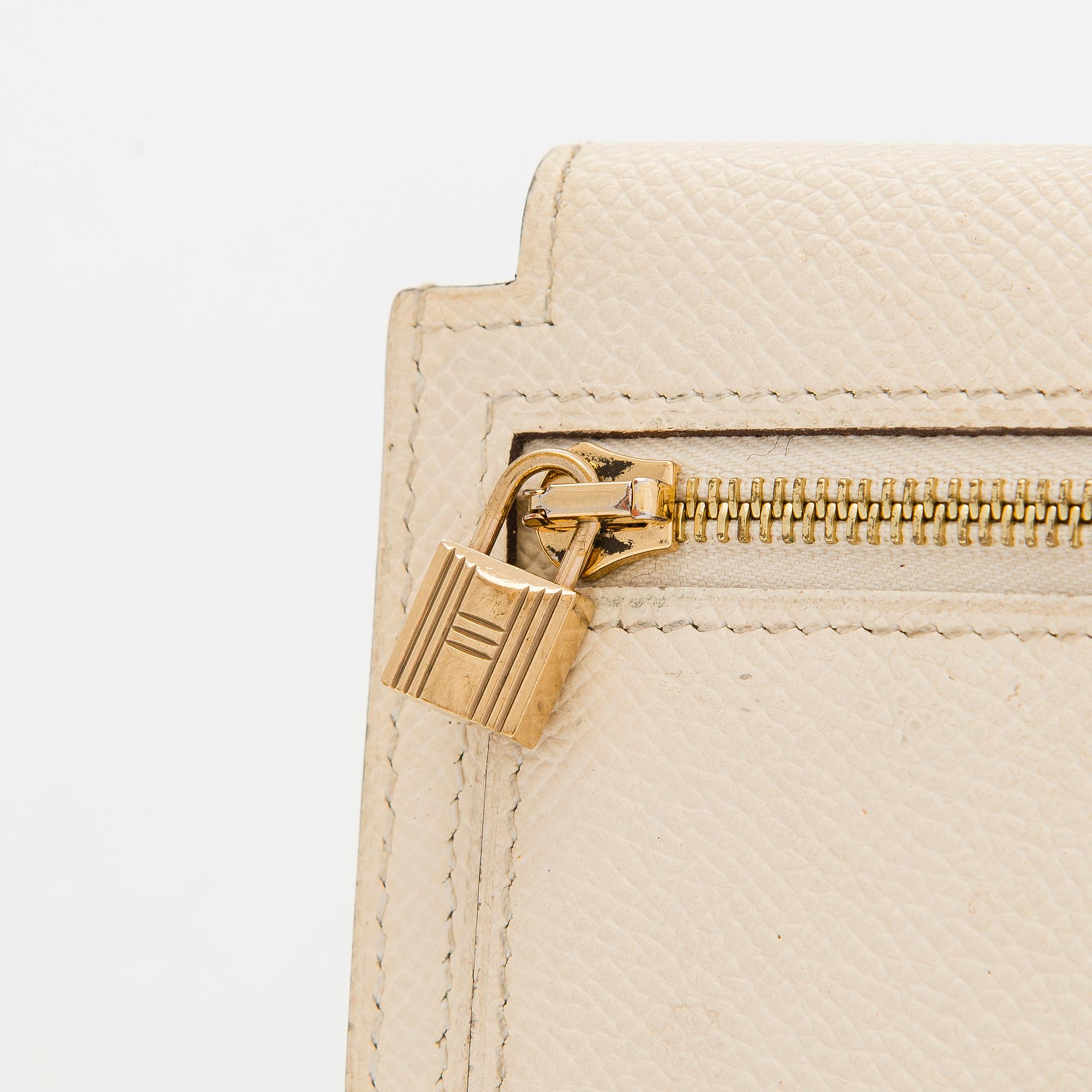 Hermès, plånbok "Kelly Pocket Compact" 2022.