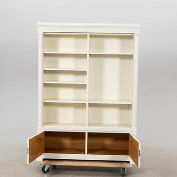 Bookcase, first half of the 20th century.