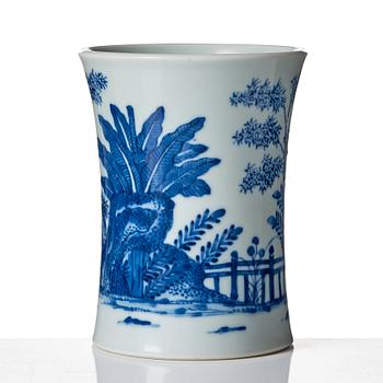 A blue and white brush pot, Republic, 20th Century.