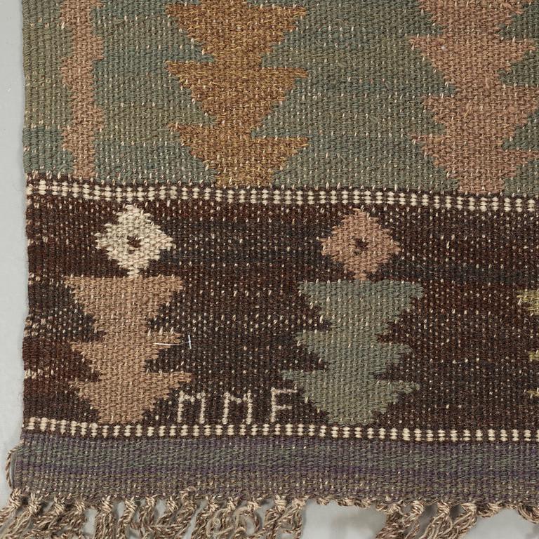 Märta Måås-Fjetterström, DRAPERI. "Kungsljus". Rölakan. 244,5 x 143,5 cm. Signerat MMF.