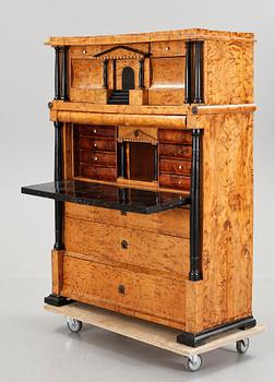 CHIFFONJÉ, 1800-tal.