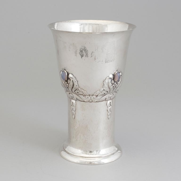 A Danish Art Nouveau silver beaker, unknown master, Copenhagen 1914.