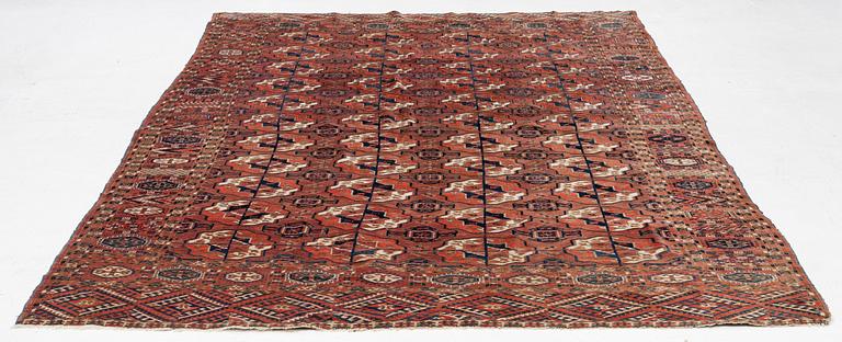 A carpet, antique/semi-antique, Tekke, c. 319 x 202 cm.