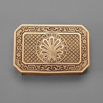 823. A Swedish 19th century gold snuff-box, marks of Erik Ytterbom, Stockholm 1812.