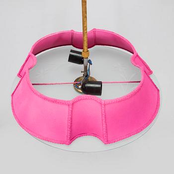 Taklampa, tillverkare PSO Pohjoismainen Sähkö Oy, 1900-talets mitt.