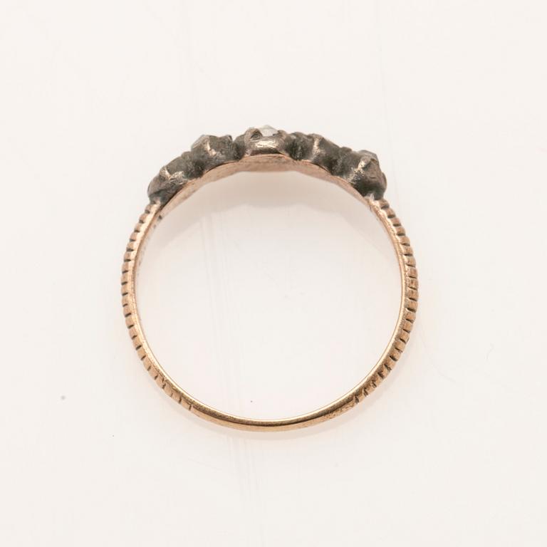 Ring, rose-cut diamonds.