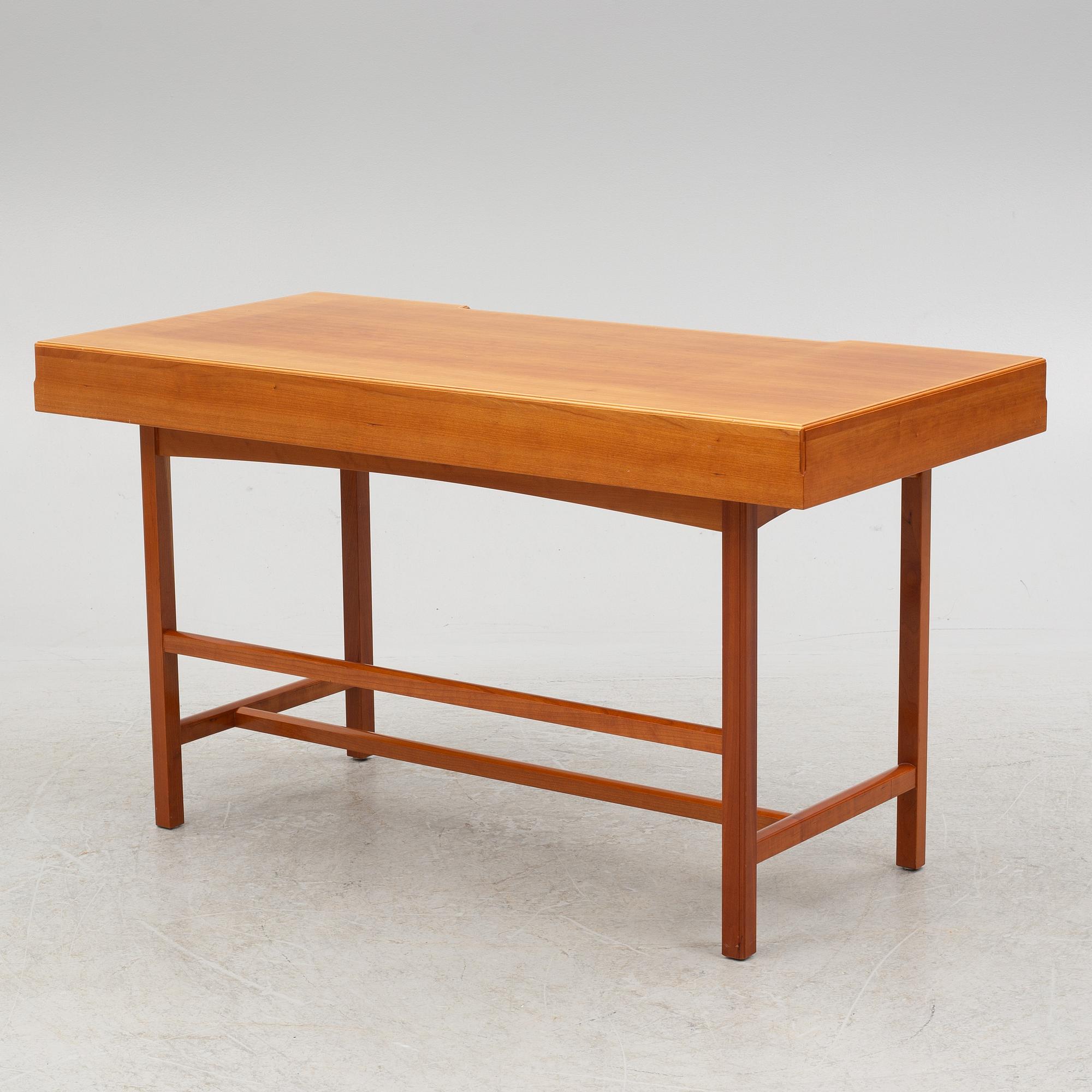 Josef Frank, desk model B 1022, Svenskt Tenn, post 1985.