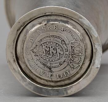 BÄGARE, silver, Hans Petter Vogt, Kristianstad, 1793. Vikt ca 193 gram.