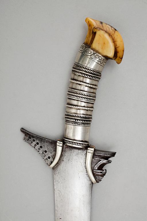KNIV, Asien, 1900-tal.