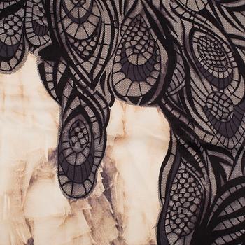 ALEXANDER MCQUEEN, shawl.