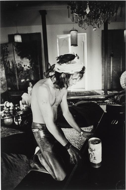 Ken Regan, "Keith Richards at the Piano, Los Angeles, CA", 1972.