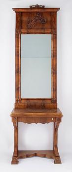 SPEGEL MED KONSOLBORD. Karl Johan, 1800-talets första kvartal.