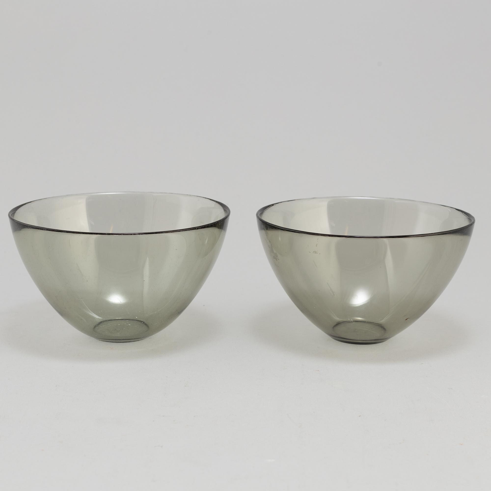 Seven 'Fuga' glass bowls by Sven Palmqvist, Orrefors.