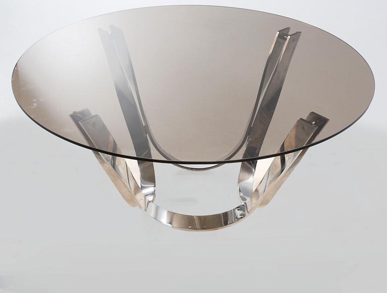 A sofa table from the second half of the 20th century.