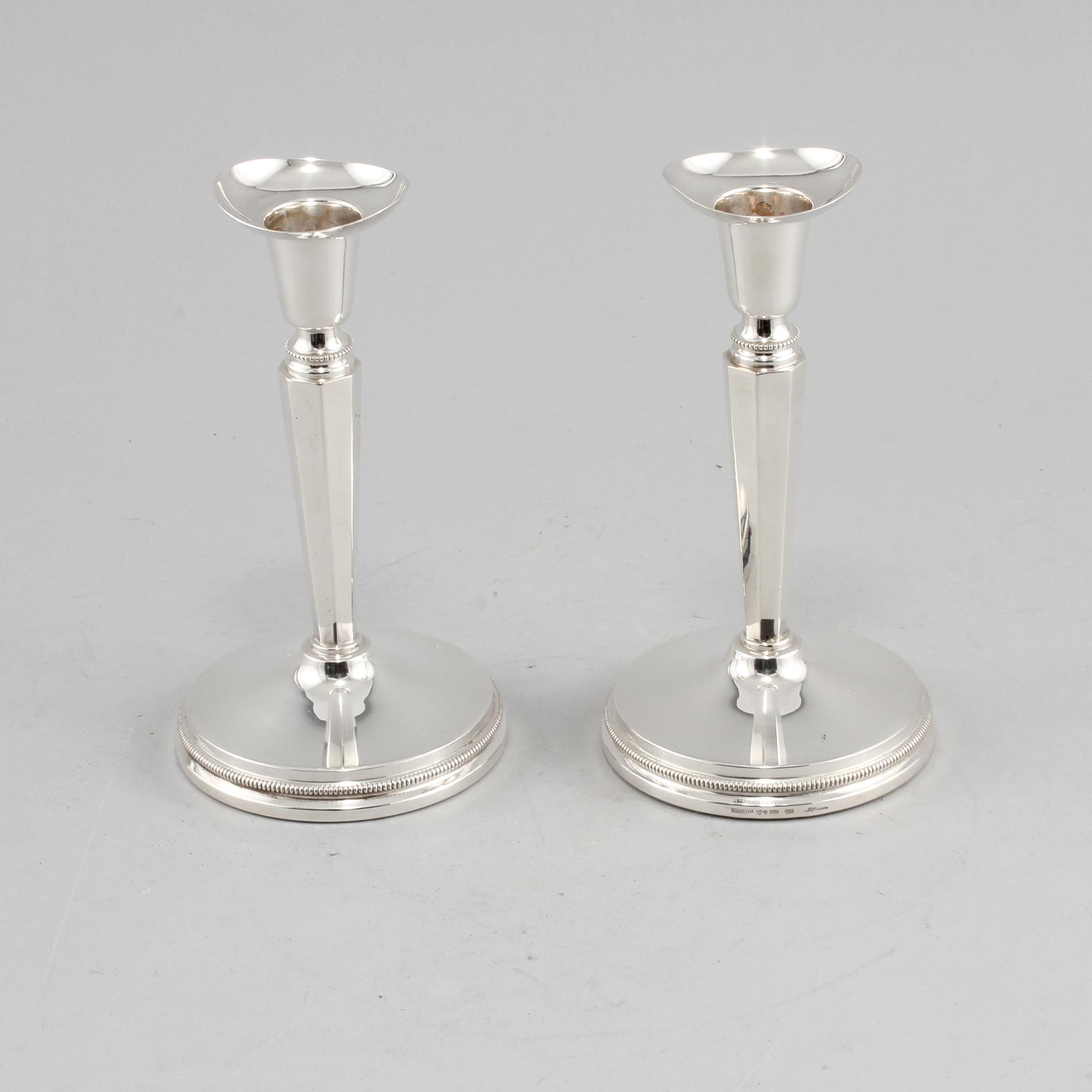 LJUSSTAKAR, ett par, silver, Eric Löfman för KG Markström, Uppsala, 1984.