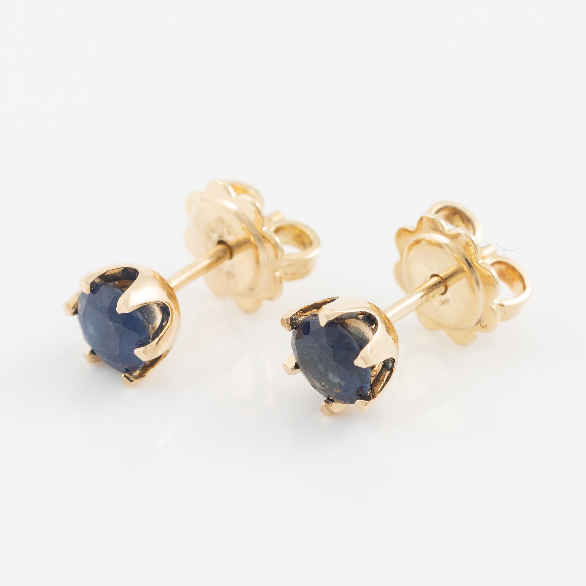 Earrings 14K gold with sapphires.