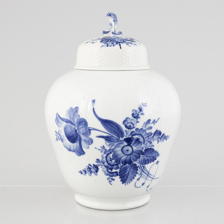 Royal Copenhagen, a lidded porcelain vase, Denmark, 1948.