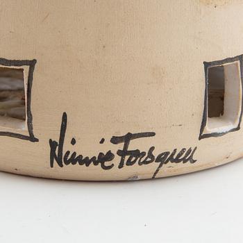 Ninnie Forsgren, "Ljushus".