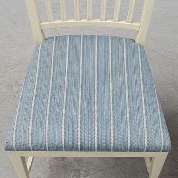 Carl Malmsten, a 'Herrgården' dining table and a set of four 'Vardags' chairs, second half of the 20th Century.