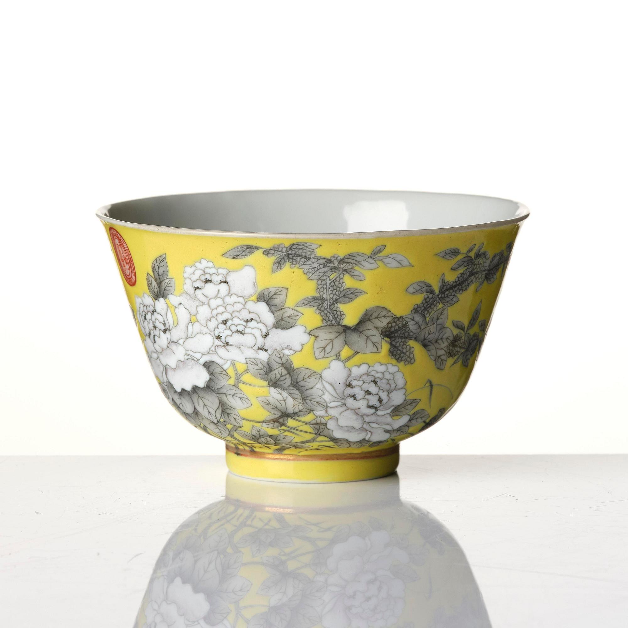 Kopp, porslin. Qingdynastin, Guangxus period (1875-1908).