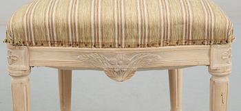 STOLAR, ett par, gustaviansk stil, 1900-talets slut.