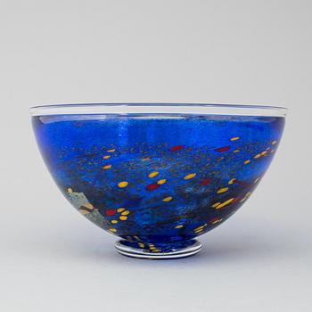BERTIL VALLIEN, skål, glas, "Satellite", Kosta Boda, signerad.