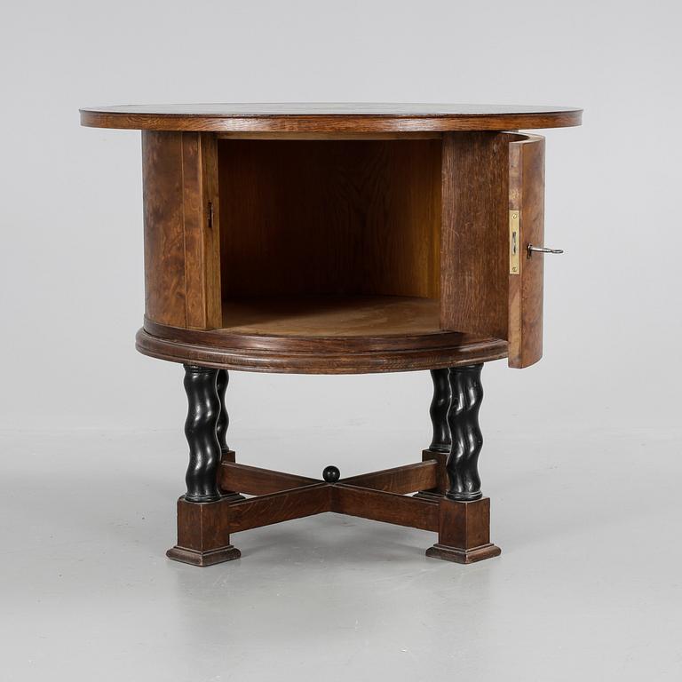 RÖKBORD, 1900-talets början.