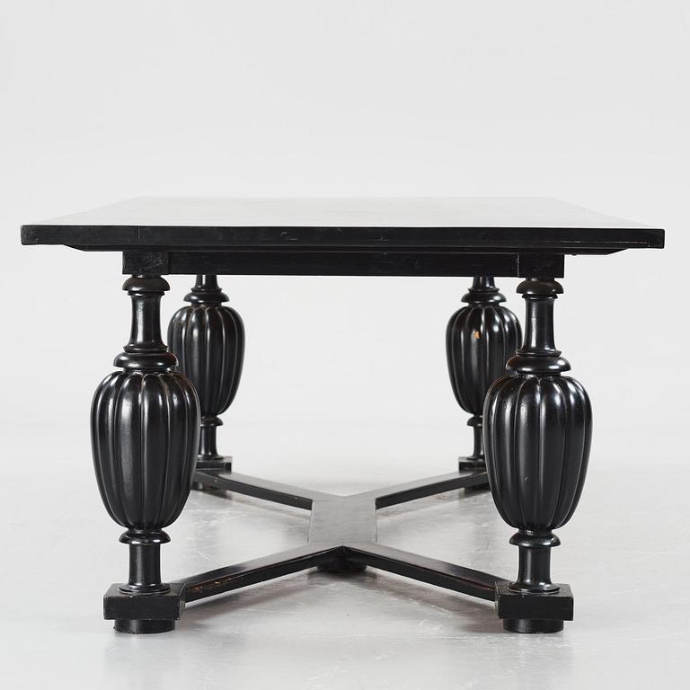 Gunnar Asplund, a dining table, for the staffroom at Karlshamn Secondary School, Sweden, ca 1912-1918.