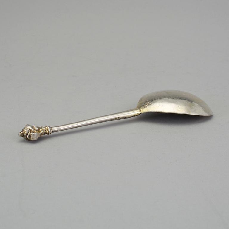A Swedish 17th century silver-gilt spoon, unmarked (possibly Anders Andersson Amor, Sthlm 1684-1703).