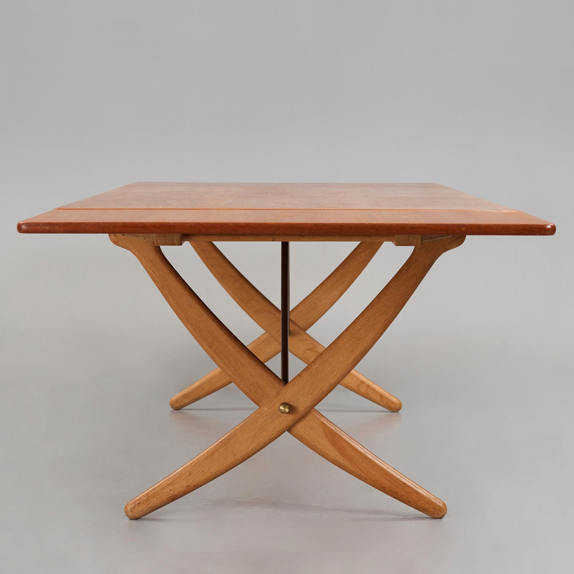 Hans J. Wegner, matbord med klaffar, "AT-314", Andreas Tuck, Danmark 1950-60-tal.