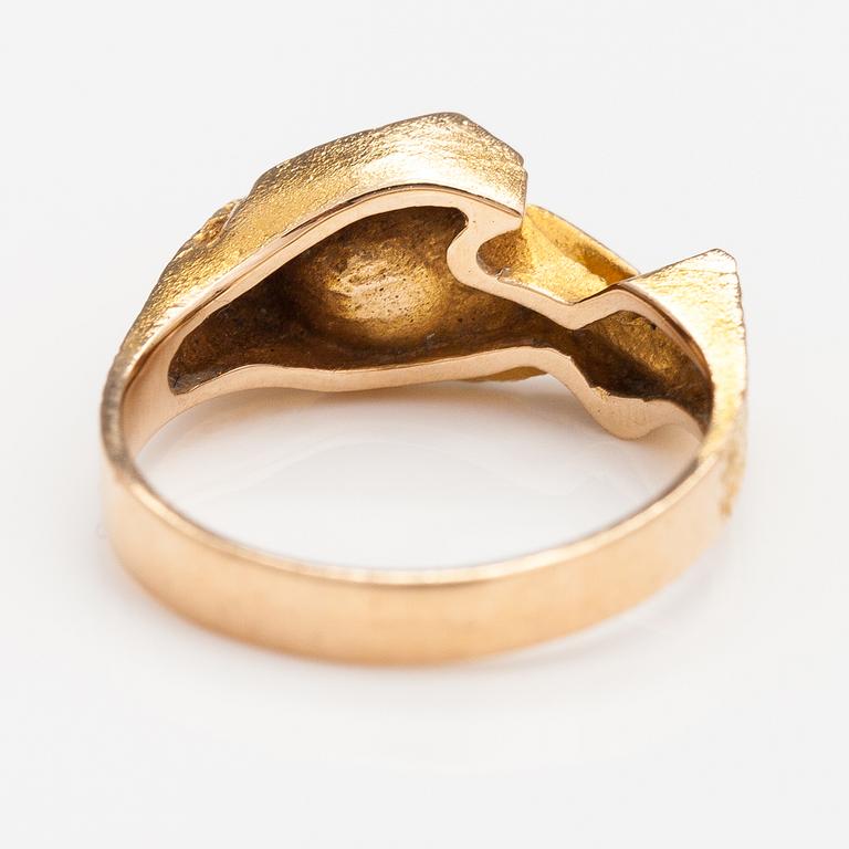 Björn Weckström, Ring "Gömd agat", 14K guld, mossagat. Lapponia 1972.