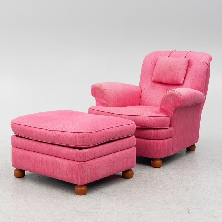 Josef Frank, fåtölj med fotpall, modell 336, Firma Svenskt Tenn.