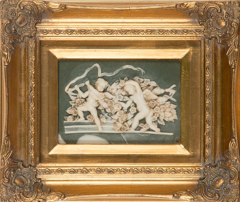Relief, alabaster, 1900-tal, Biggs and Sons.