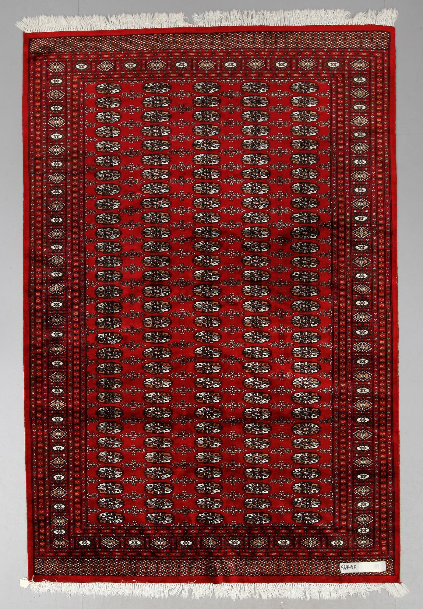 MATTA, Kashmir. Ca 190 x 285 cm.