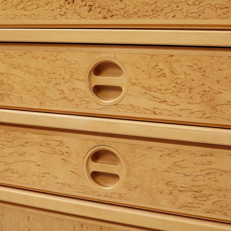 Göran Malmvall, skåp, "Svitjod", Karl Andersson & Söner, 1900-talets andra hälft.