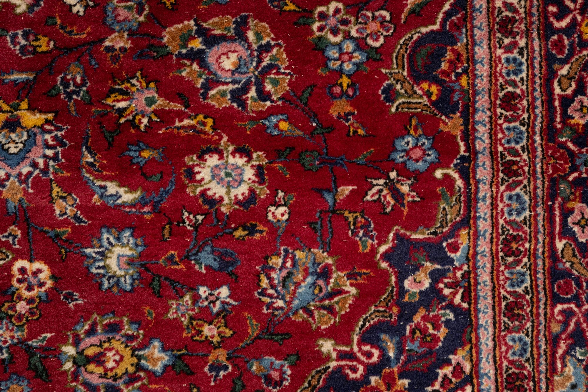 Matta, orientalisk, ca 290 x 193 cm.