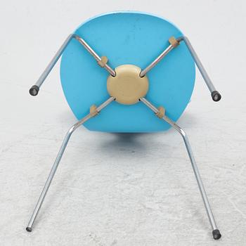 Arne Jacobsen, chairs 4 pcs, "Ant", Fritz Hansen, 1989.